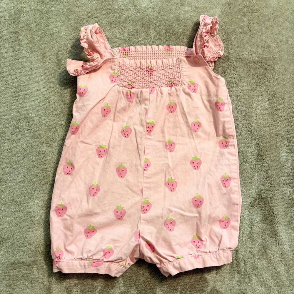 Gymboree Vintage 2001 Pink Strawberry Smocked Romper Sunsuit 12-18 Months Cotton